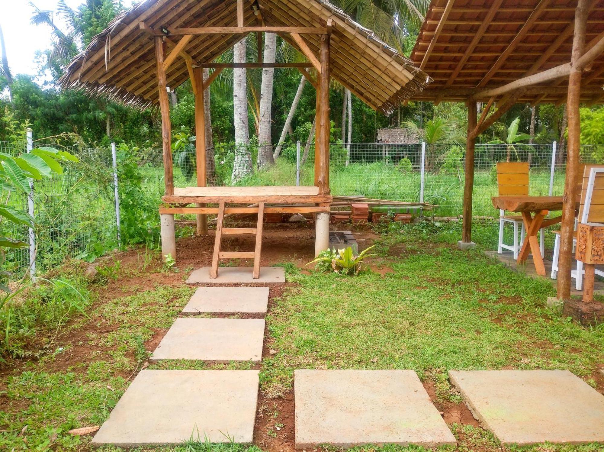 בניוואנגי Wooden Kemiren Homestay Banyuwangi מראה חיצוני תמונה